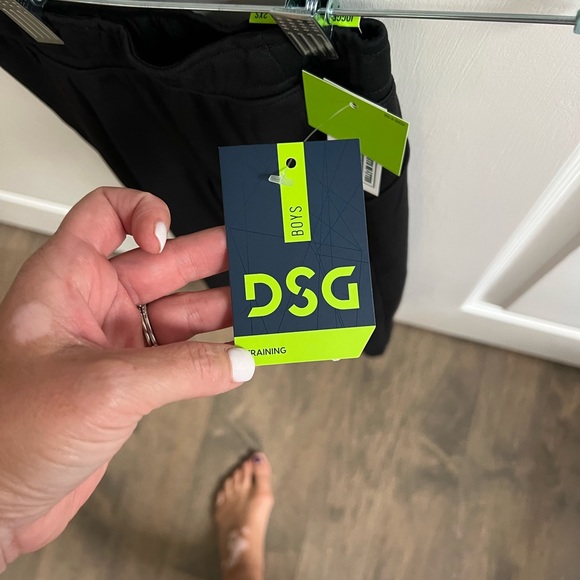 NWT. Boys joggers - Picture 2 of 3